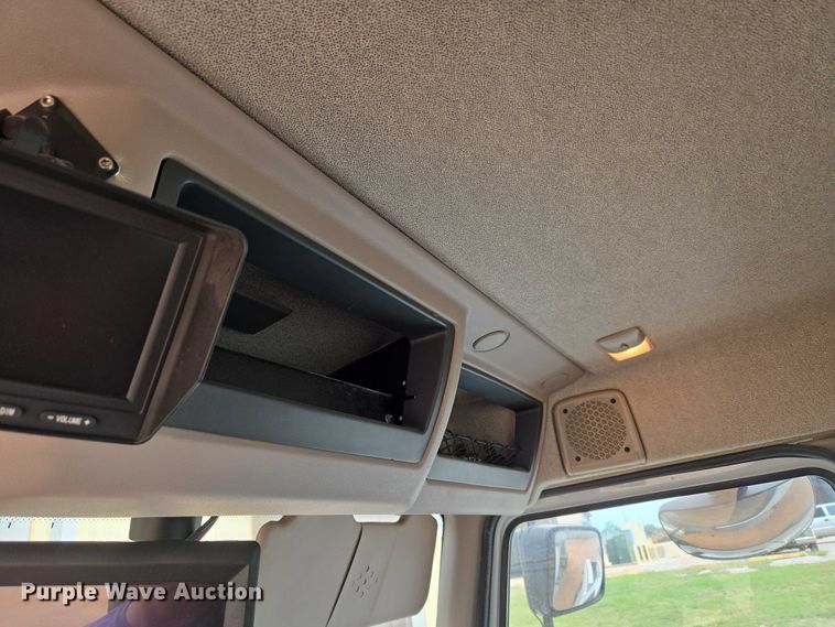 image for item EU3687 2017 Kenworth K370 pothole patcher truck