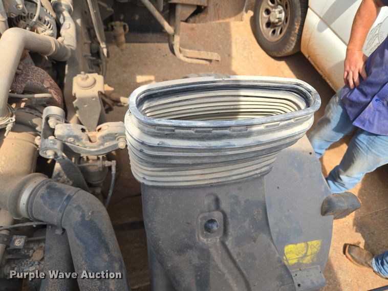 image for item EU3687 2017 Kenworth K370 pothole patcher truck