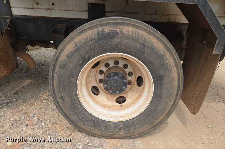 image for item EU3687 2017 Kenworth K370 pothole patcher truck