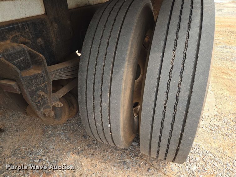 image for item EU3687 2017 Kenworth K370 pothole patcher truck