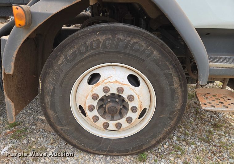 image for item EU3687 2017 Kenworth K370 pothole patcher truck