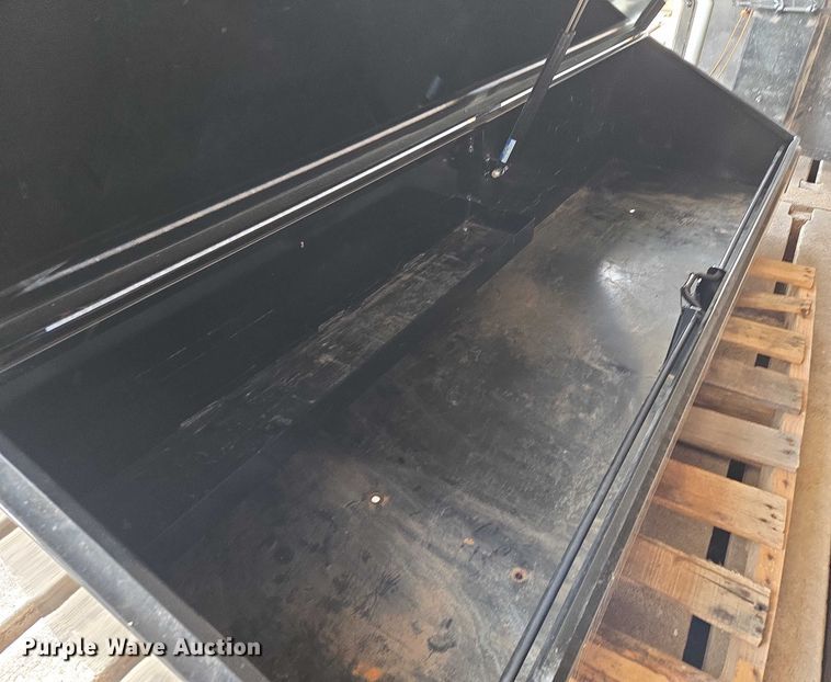 image for item EU3707 Butler Beds toolbox