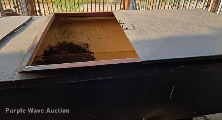 image for item EU3709 Cake feeder