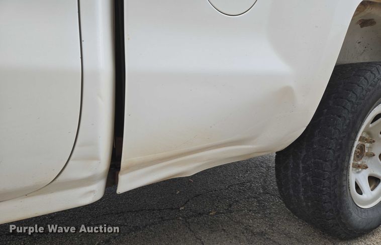 image for item EU3712 2015 Chevrolet Silverado 1500 Double Cab pickup truck