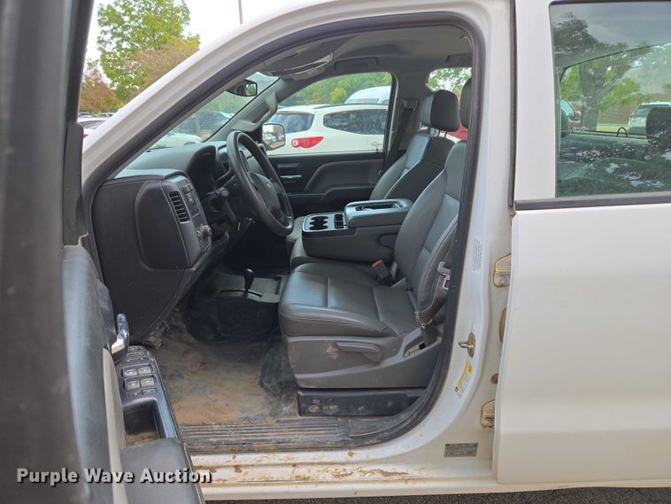 image for item EU3712 2015 Chevrolet Silverado 1500 Double Cab pickup truck