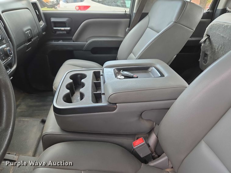 image for item EU3712 2015 Chevrolet Silverado 1500 Double Cab pickup truck