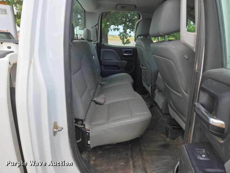 image for item EU3712 2015 Chevrolet Silverado 1500 Double Cab pickup truck