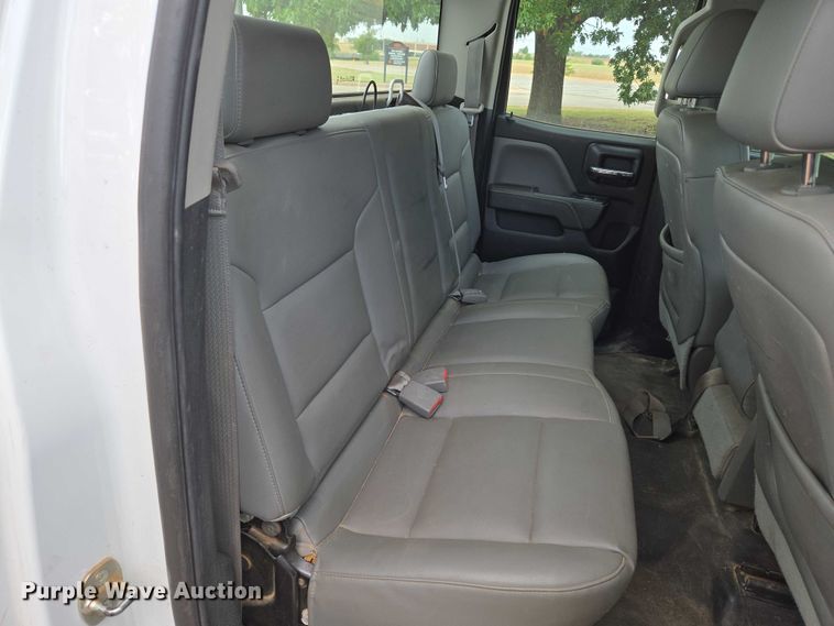 image for item EU3712 2015 Chevrolet Silverado 1500 Double Cab pickup truck