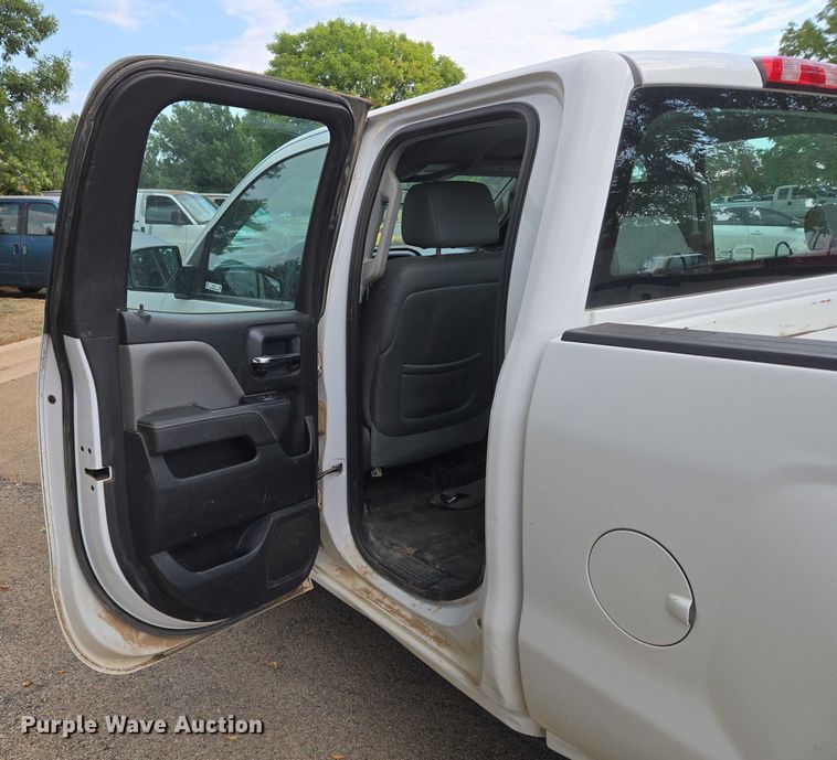 image for item EU3712 2015 Chevrolet Silverado 1500 Double Cab pickup truck