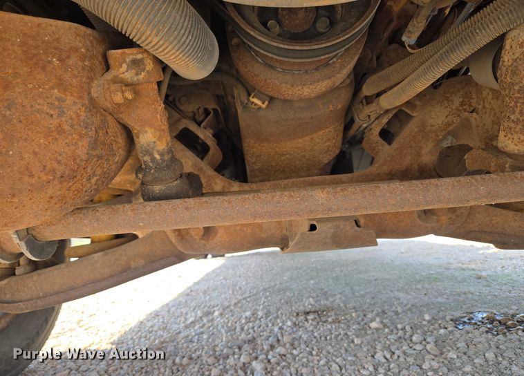 image for item EU3715 2000 Chevrolet C3500 Crew Cab pickup truck