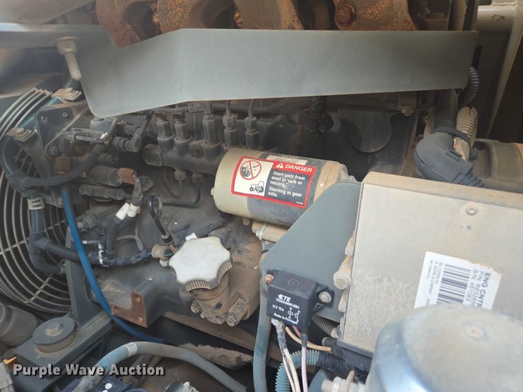 image for item EU4589 2015 Freightliner Business Class M2 street sweeper truck