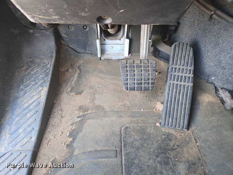 image for item EU4589 2015 Freightliner Business Class M2 street sweeper truck