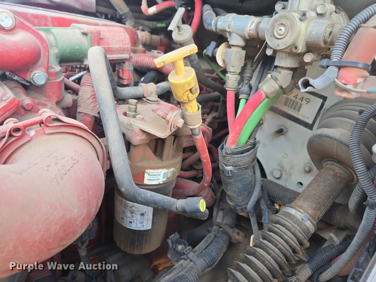 image for item EU4589 2015 Freightliner Business Class M2 street sweeper truck