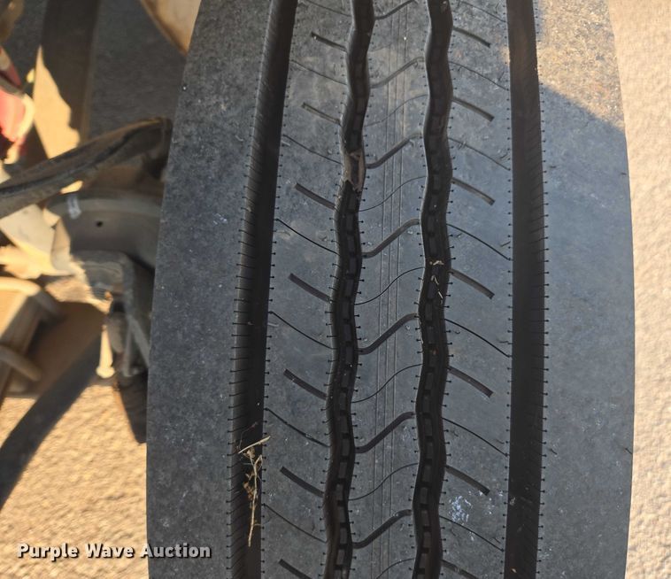 image for item EU4589 2015 Freightliner Business Class M2 street sweeper truck