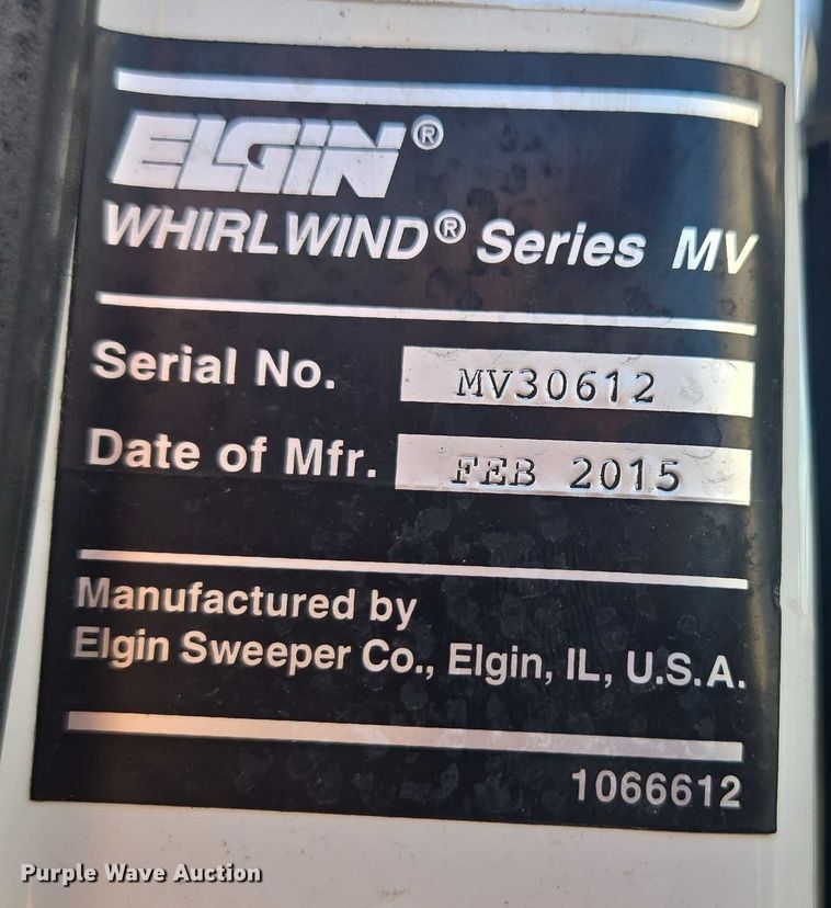 image for item EU4589 2015 Freightliner Business Class M2 street sweeper truck