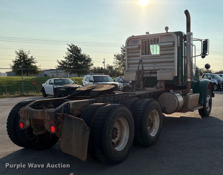 CAMIóN 2016 PETERBILT