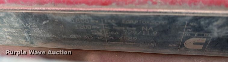 image for item EU4590 2016 Peterbilt 365 semi truck