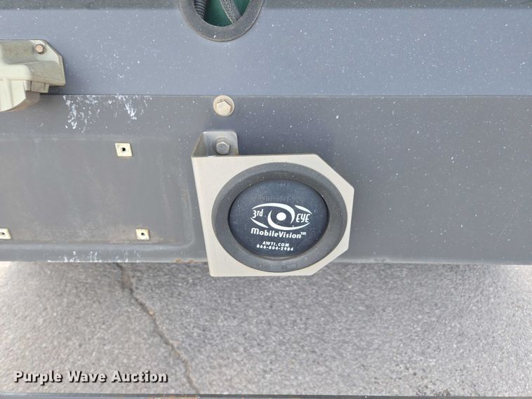 image for item EU4594 2015 Peterbilt 320 refuse truck