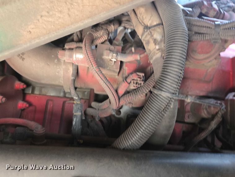 image for item EU4594 2015 Peterbilt 320 refuse truck