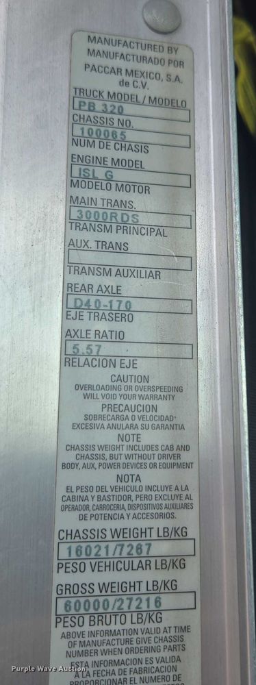 image for item EU4594 2015 Peterbilt 320 refuse truck