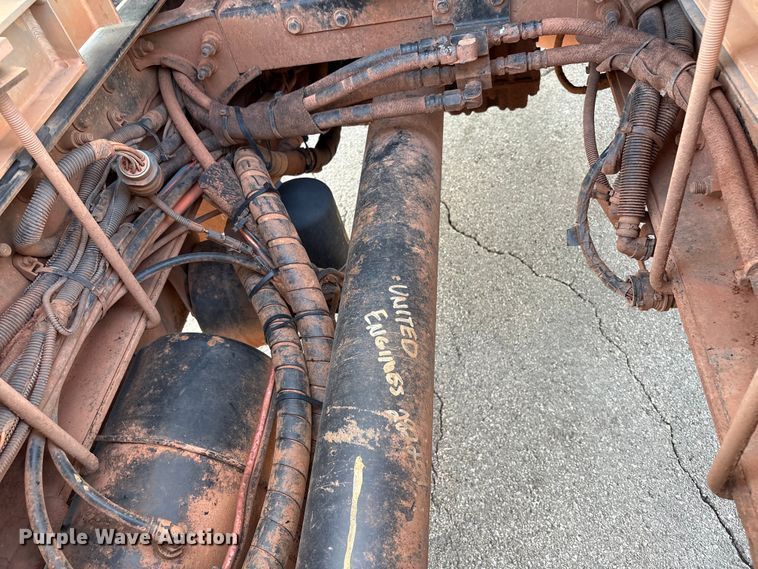 image for item EU4595 2018 Peterbilt 367 semi truck