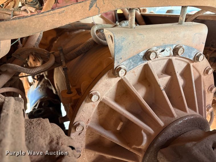 image for item EU4595 2018 Peterbilt 367 semi truck