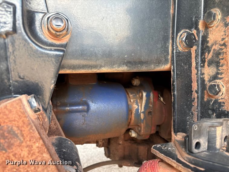 image for item EU4595 2018 Peterbilt 367 semi truck