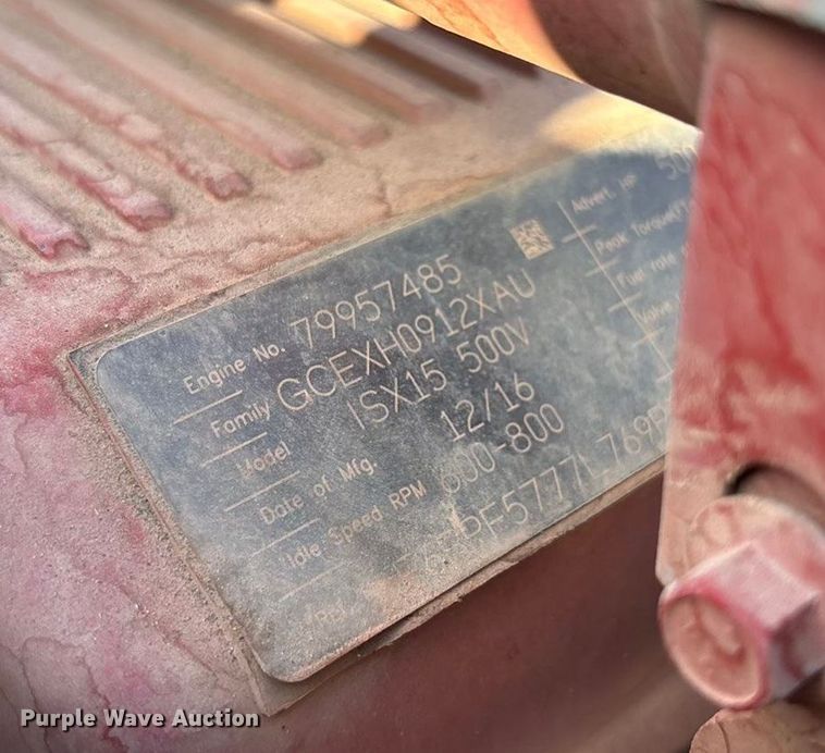 image for item EU4595 2018 Peterbilt 367 semi truck