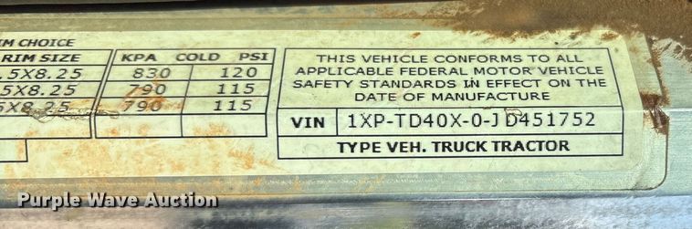 image for item EU4595 2018 Peterbilt 367 semi truck