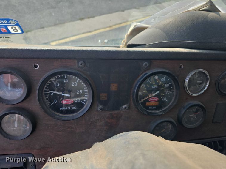 image for item EU4597 2012 Peterbilt 320 refuse truck