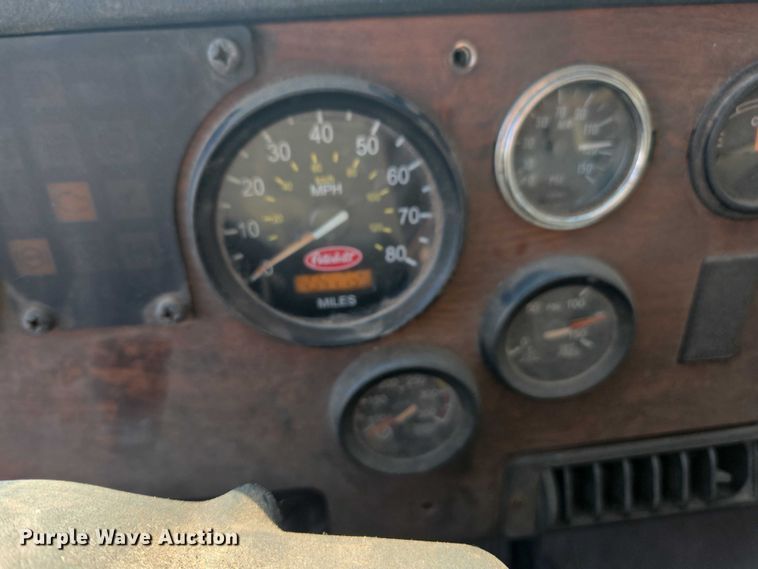 image for item EU4597 2012 Peterbilt 320 refuse truck