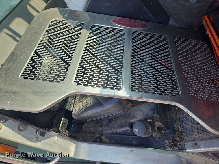 image for item EU4597 2012 Peterbilt 320 refuse truck