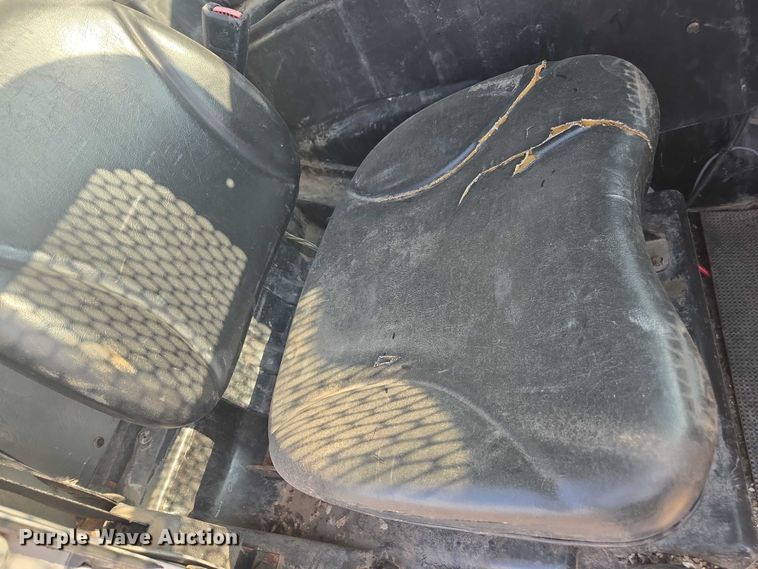 image for item EU4597 2012 Peterbilt 320 refuse truck