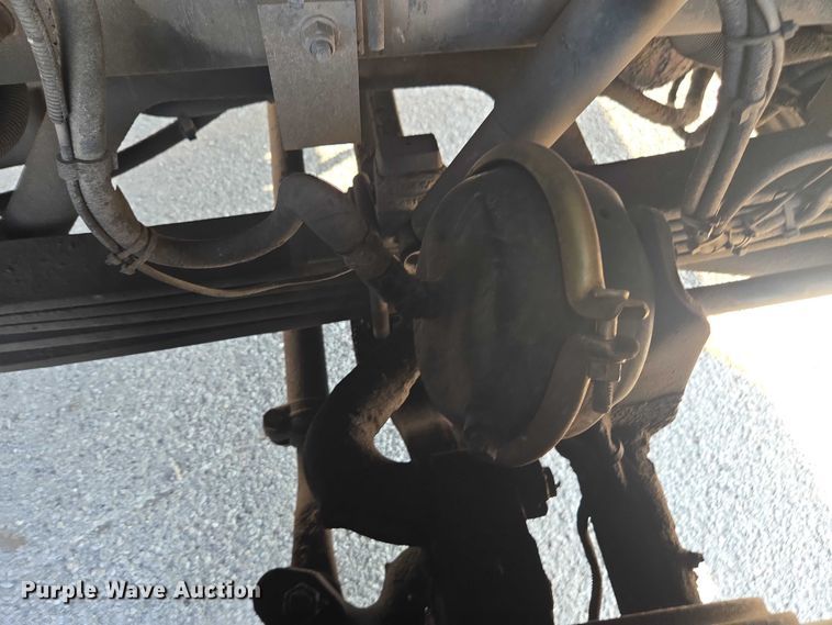 image for item EU4597 2012 Peterbilt 320 refuse truck