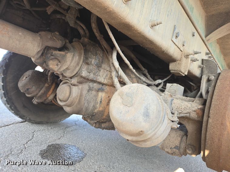 image for item EU4597 2012 Peterbilt 320 refuse truck