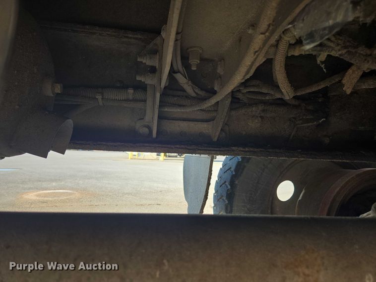 image for item EU4597 2012 Peterbilt 320 refuse truck