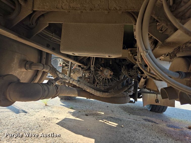 image for item EU4599 2016 Peterbilt 320 refuse truck