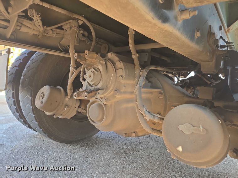 image for item EU4599 2016 Peterbilt 320 refuse truck