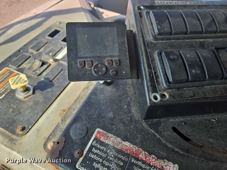 image for item EU4599 2016 Peterbilt 320 refuse truck