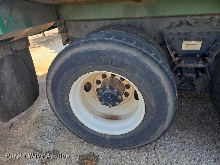 image for item EU4599 2016 Peterbilt 320 refuse truck