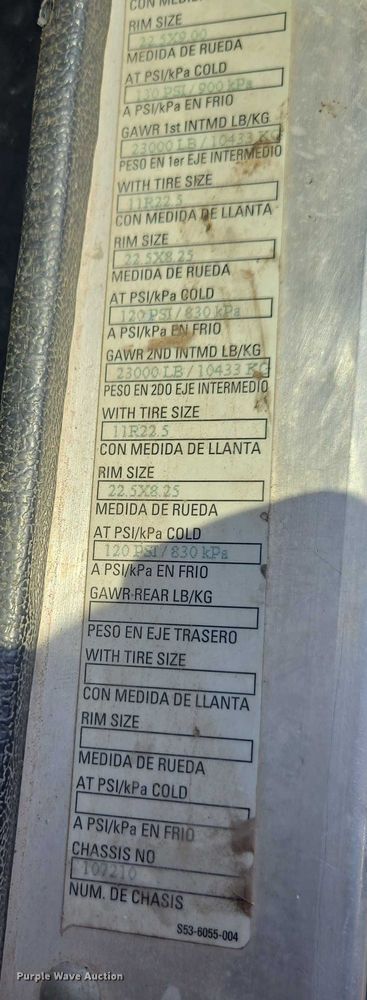 image for item EU4599 2016 Peterbilt 320 refuse truck