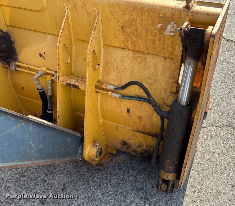 image for item EU4600 2015 John Deere 310SK backhoe