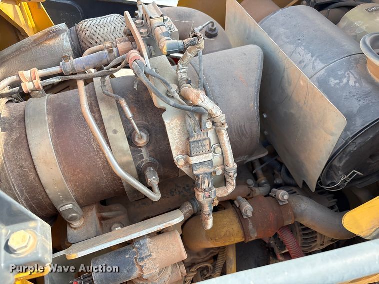 image for item EU4600 2015 John Deere 310SK backhoe