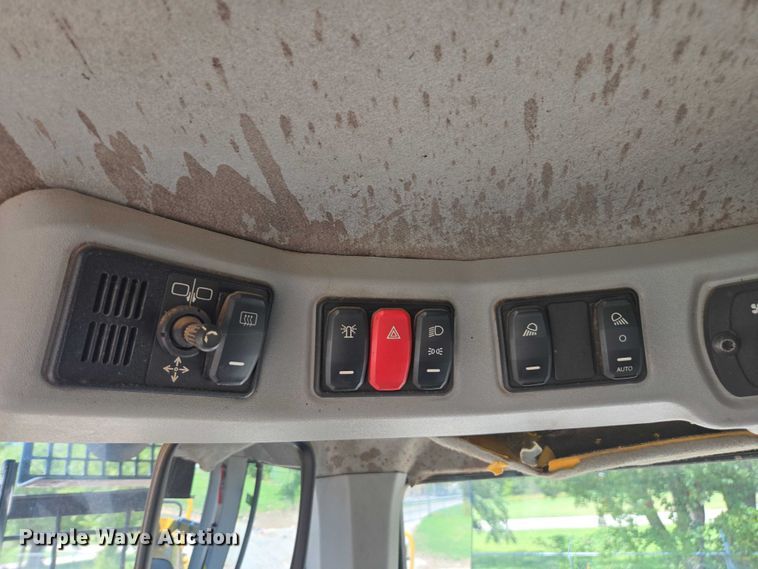 image for item EU4602 2016 Caterpillar 938M  wheel loader