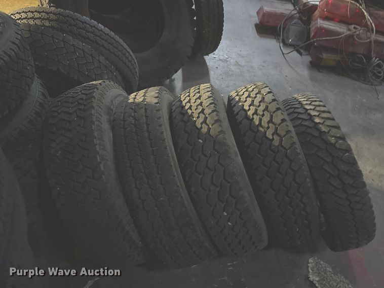 image for item EU4605 Tires and wheels