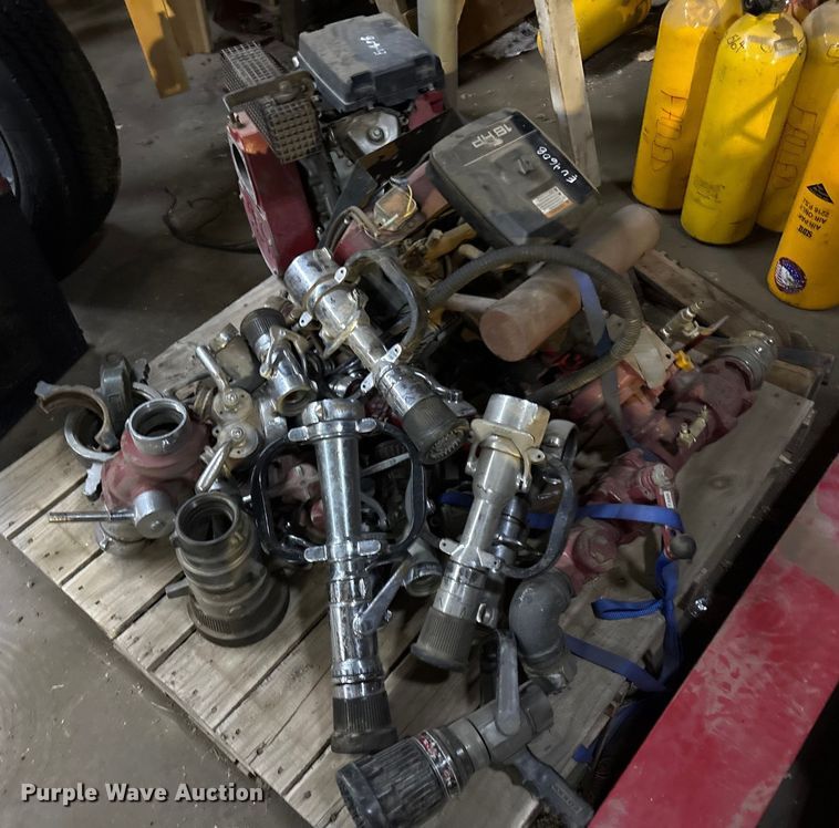 image for item EU4608 (4) water pumps