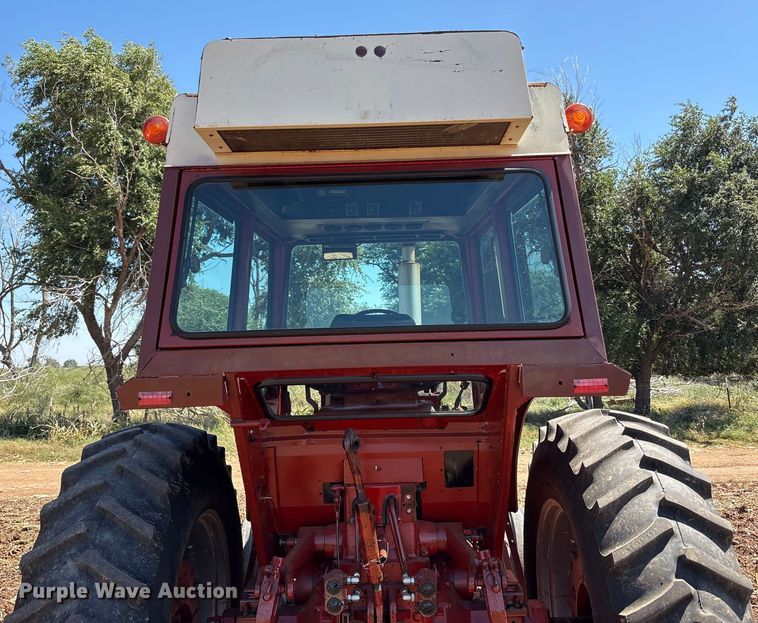 image for item EU4622 1975 International Harvester F1066 tractor