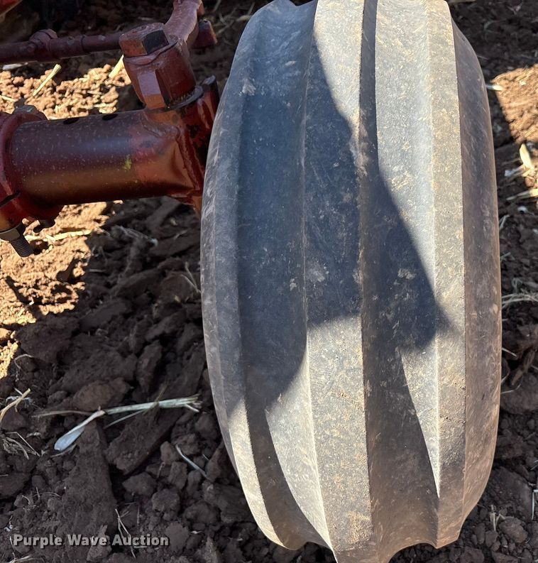 image for item EU4622 1975 International Harvester F1066 tractor