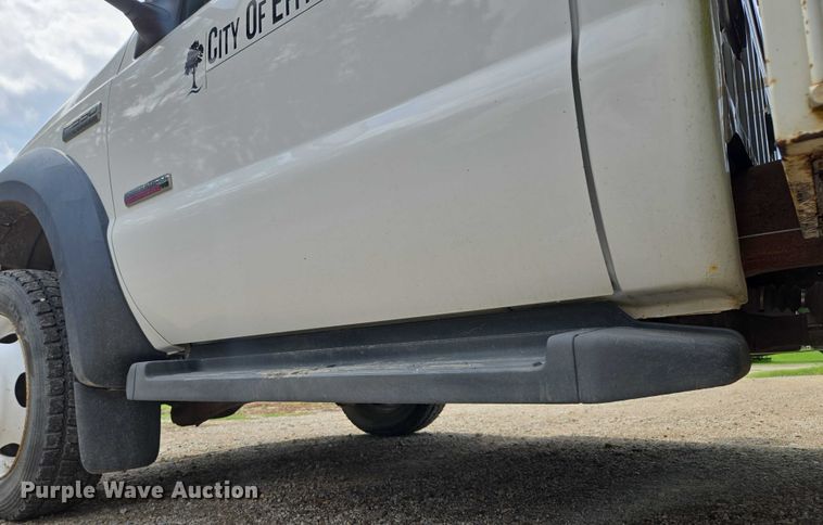 image for item EV1510 2007 Ford F550 bucket truck