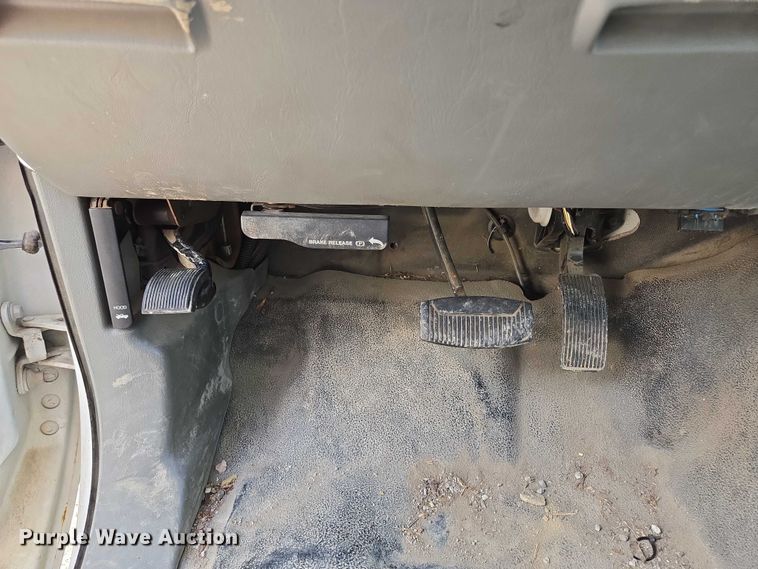 image for item EV1510 2007 Ford F550 bucket truck